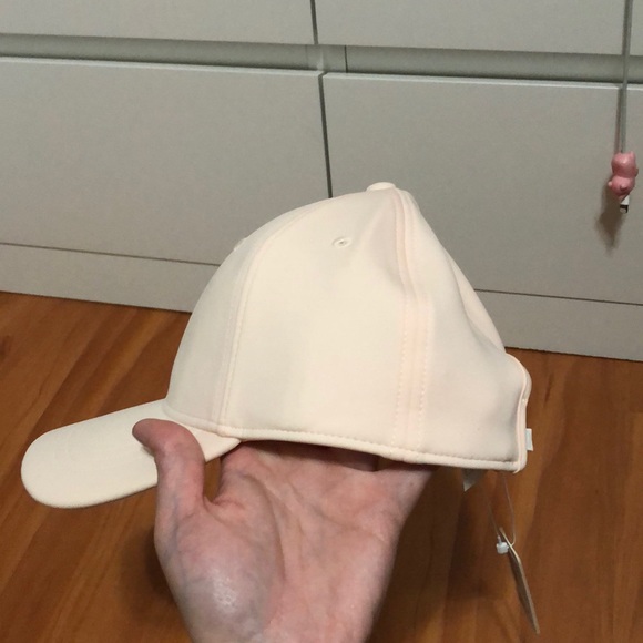 Lululemon Hat - Picture 2 of 5